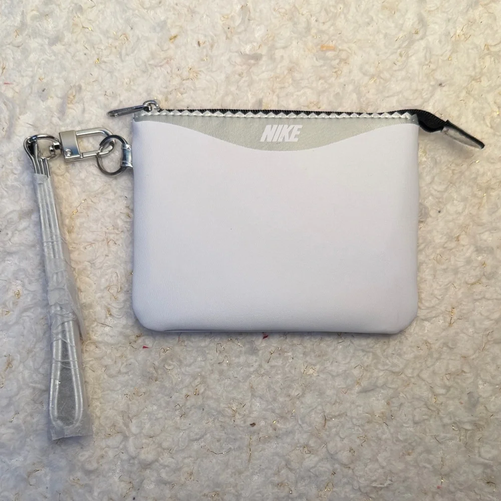 Nike Women's Silver‎ and Gray Wristlet